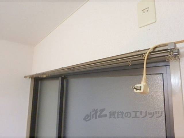 カーテンレール
