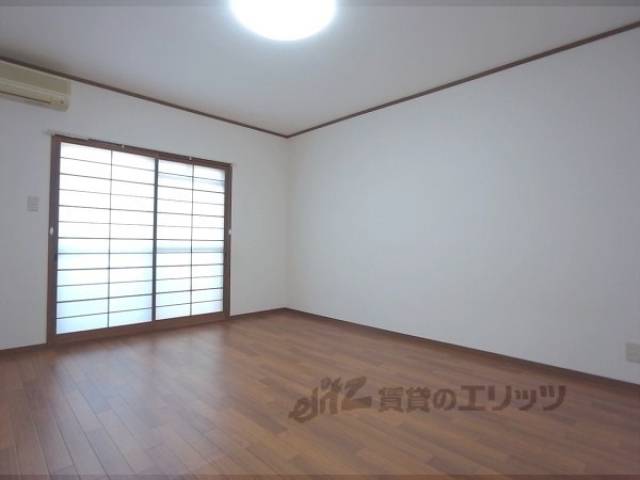 居室　10帖
