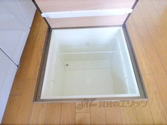 床下収納