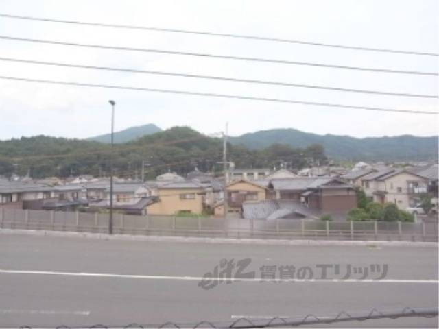 眺望　北白川通りが見えます