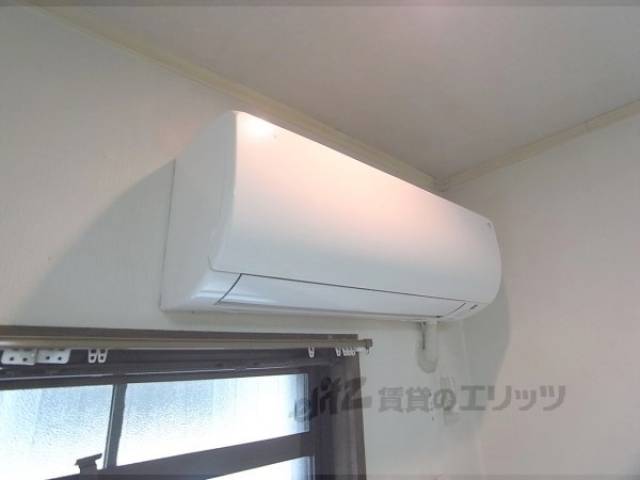 エアコン　まだまだきれいです