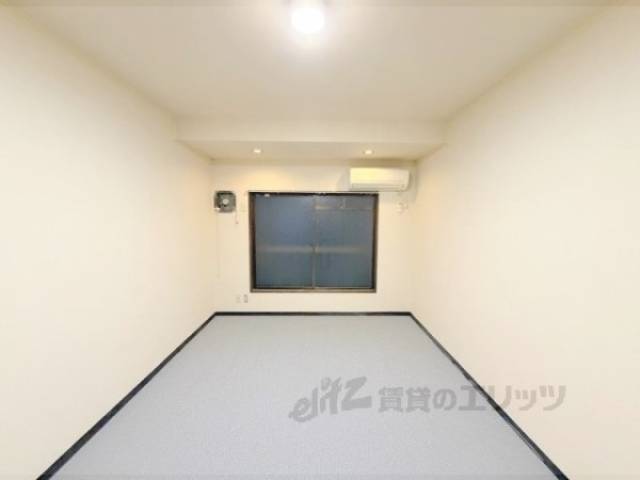 洋室　広々したお部屋です