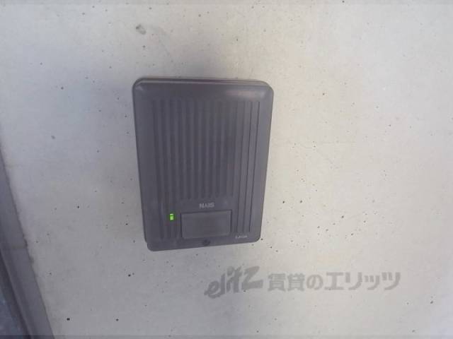 玄関　インターホン