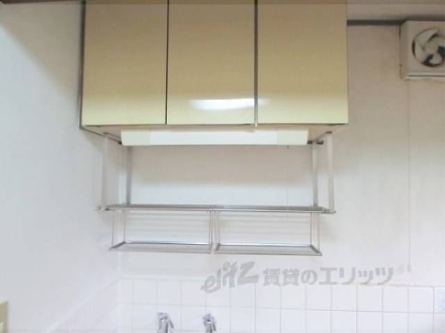 収納　キッチン上収納