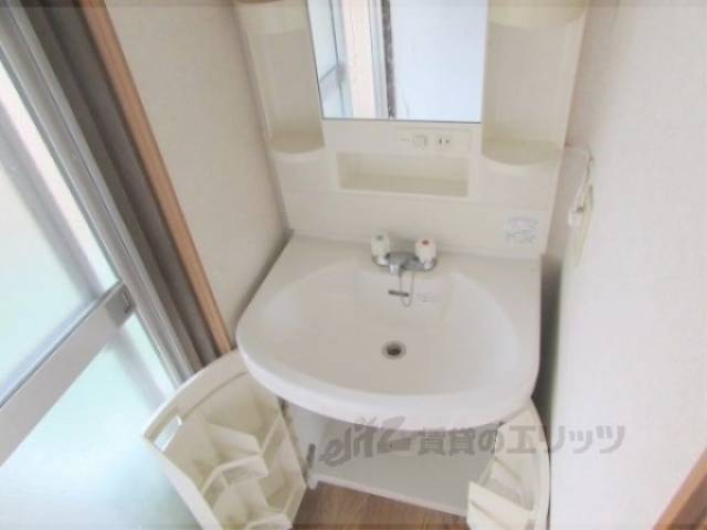 洗面所　独立洗面台