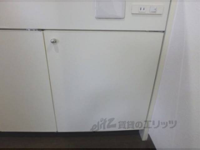 キッチン　収納