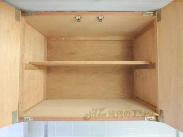 キッチン　上部収納