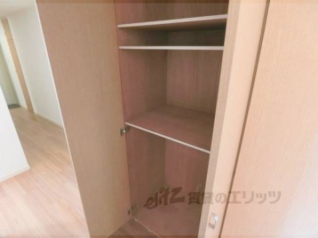 収納　廊下収納