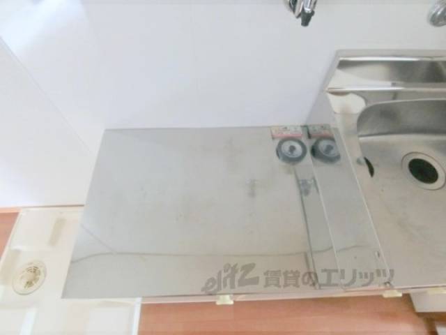 キッチン　コンロ置き場