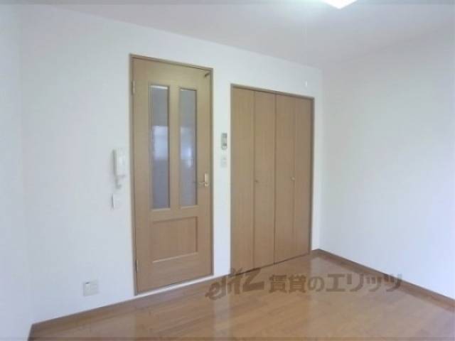 洋室　キッチン収納