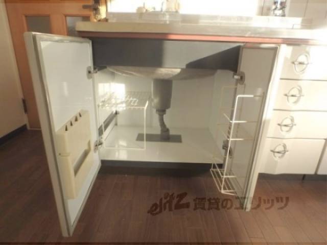 キッチン　キッチン下部収納