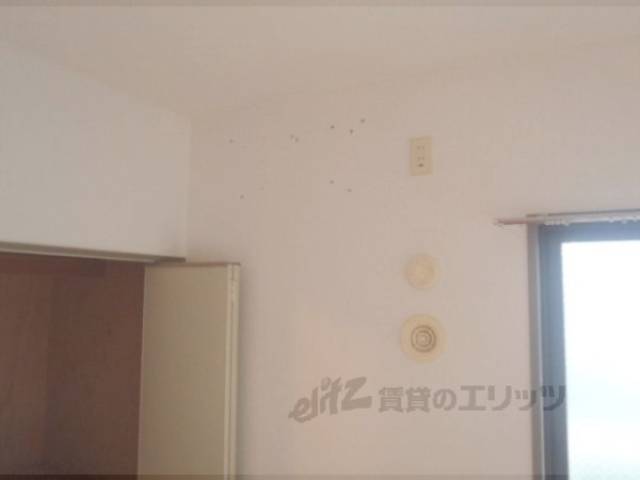 洋室　エアコン設置箇所