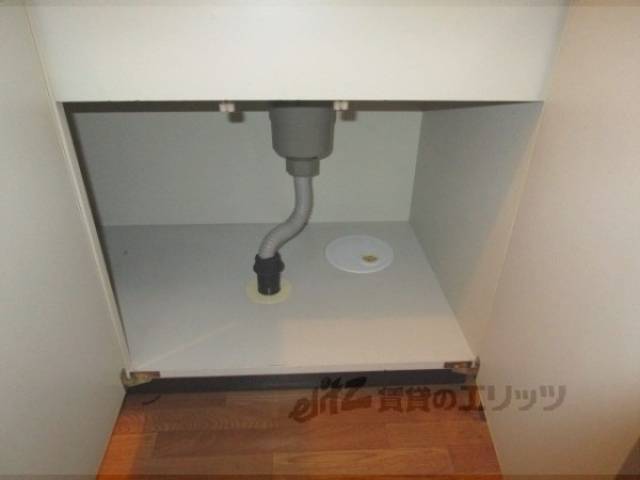 キッチン　下部収納