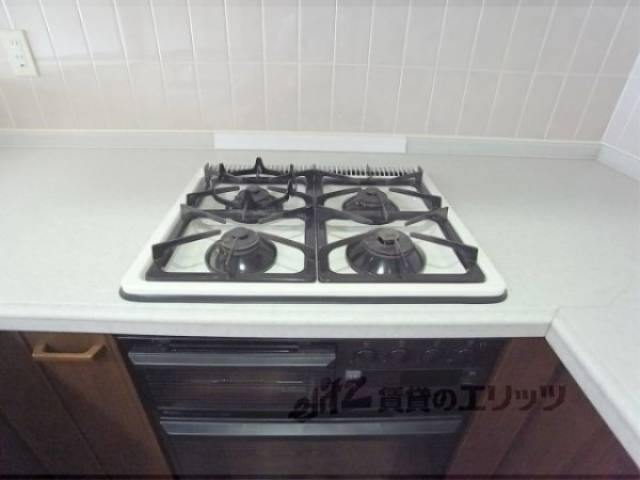 キッチン　コンロ