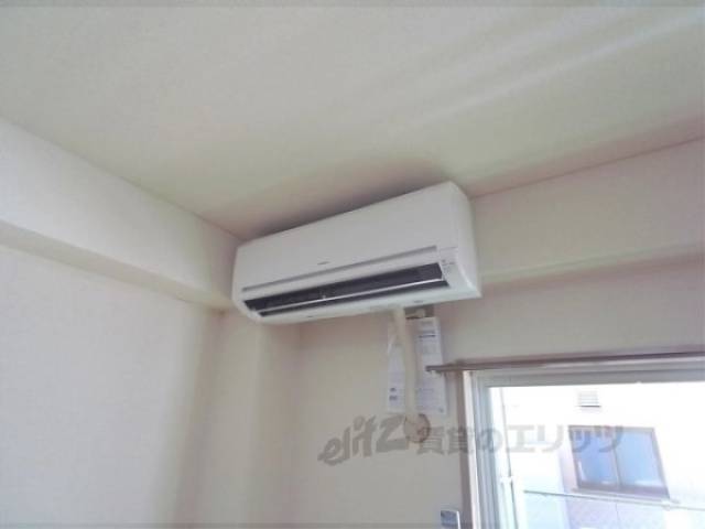洋室　エアコン