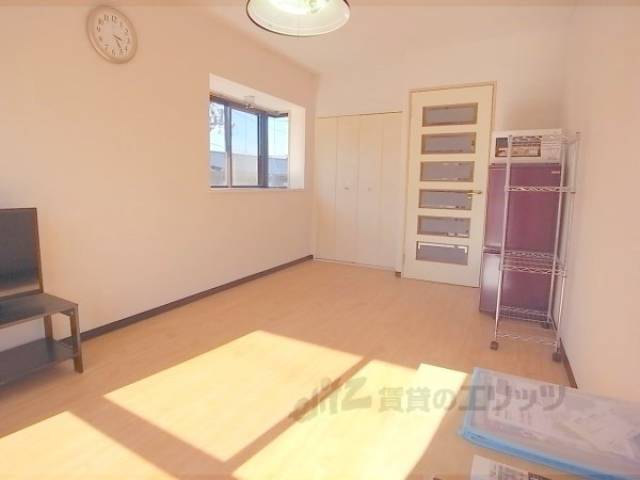 洋室　出窓があります