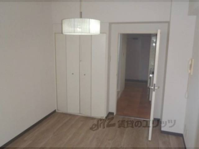 洋室 5帖の洋室。この一部屋がうれしい
