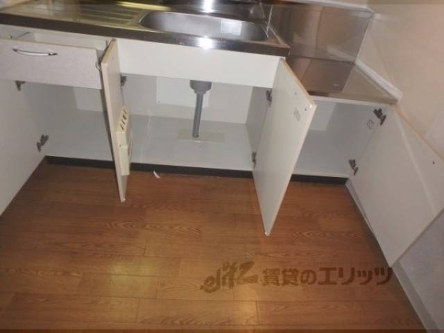 キッチン　下部収納