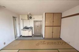 プチシャンポール西院室内写真2
