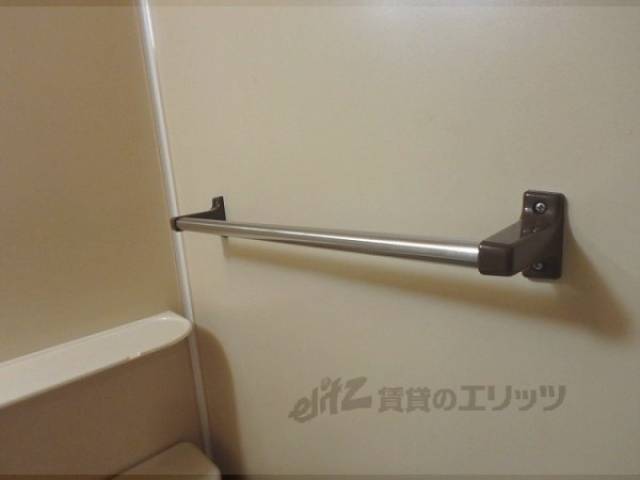 ユニットバス　タオル掛け