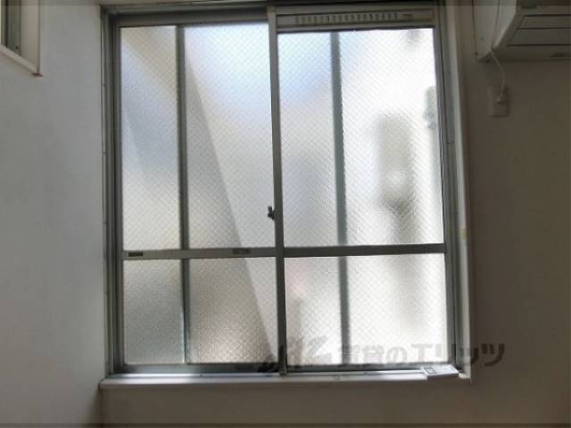 洋室　窓
