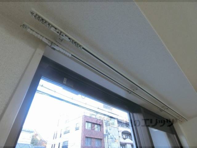 カーテンレール