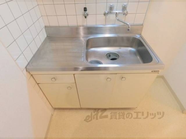 キッチン　下部収納