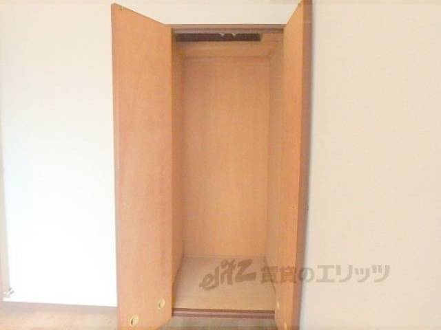 収納　洋室収納