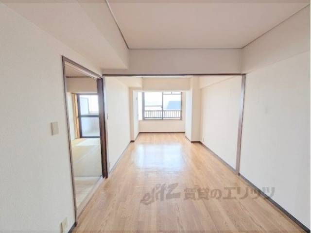 リビング　ダイニング