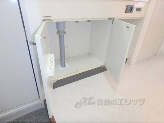 キッチン　収納