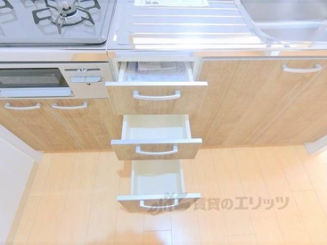 キッチン　収納