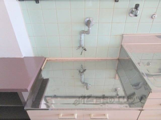 キッチン　コンロ置き場