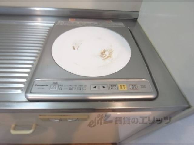 キッチン　電気コンロ（1口）