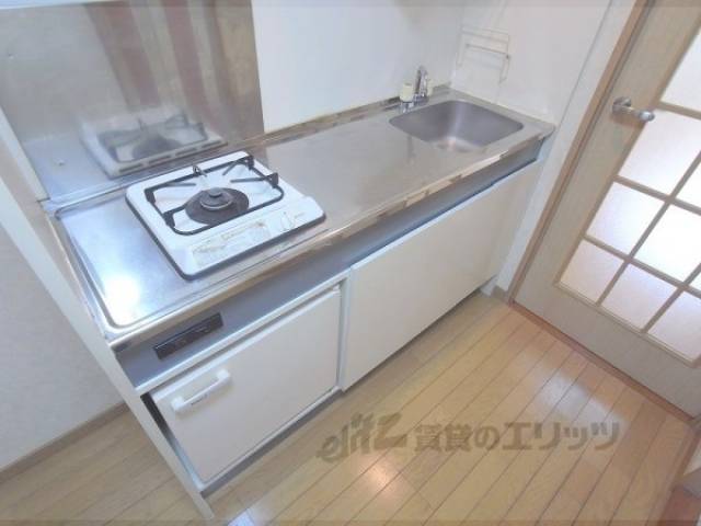 キッチン　下部