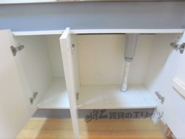 キッチン　下部収納