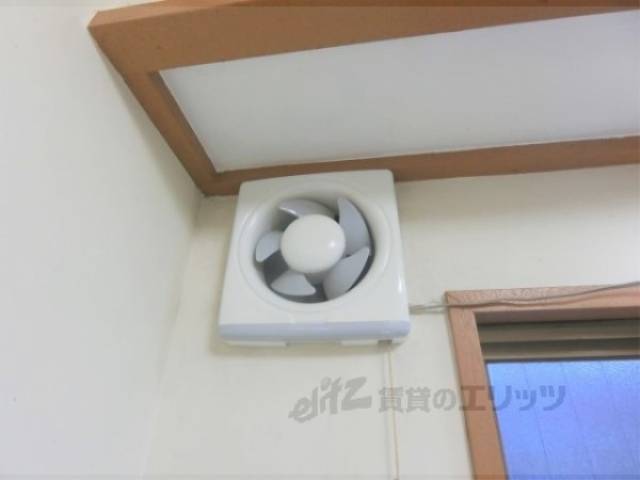 キッチン　換気扇