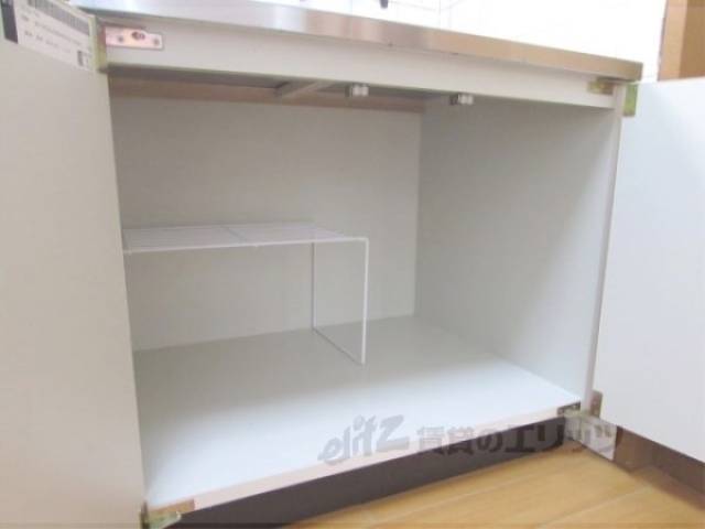 キッチン下収納