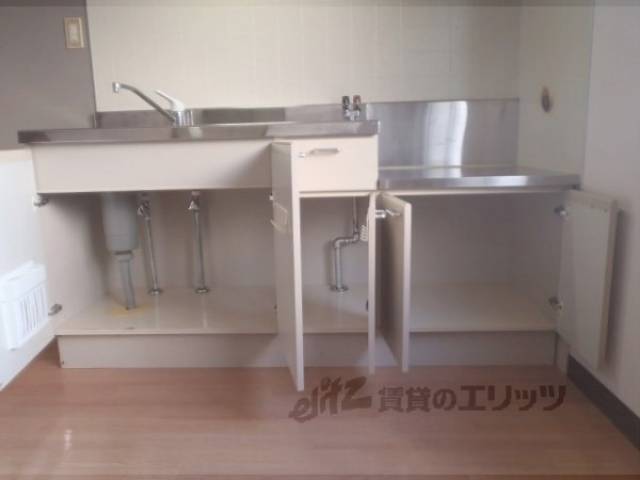 キッチン　下段収納