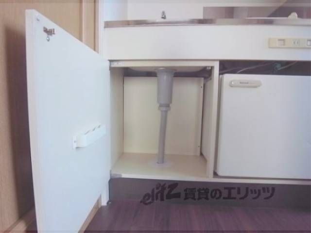 キッチン　下段収納