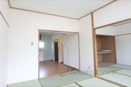 ラーバン嵯峨室内写真2
