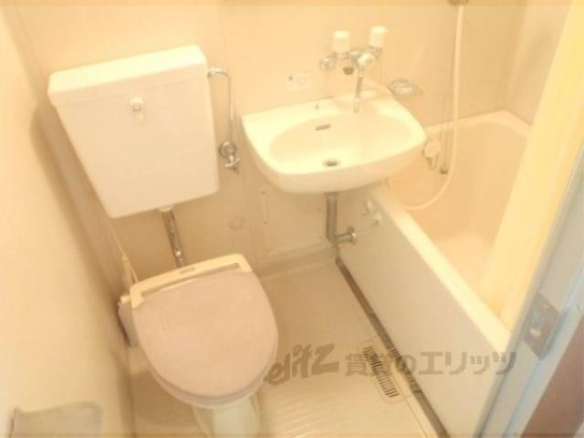 トイレ　ユニットバス