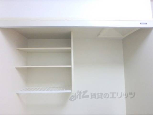 キッチン　上部棚