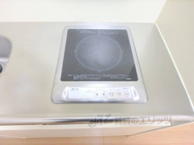 キッチン　コンロ