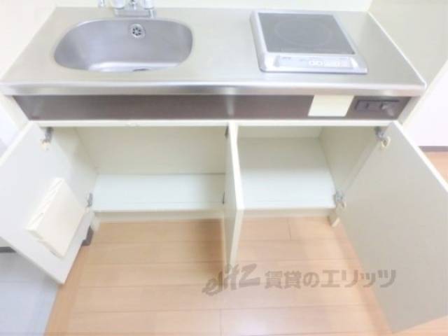 キッチン　下部収納