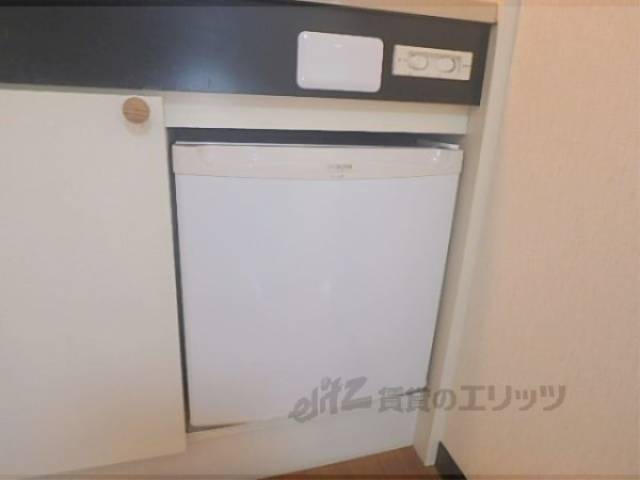 キッチン　冷蔵庫