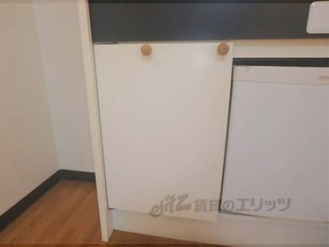 キッチン　収納