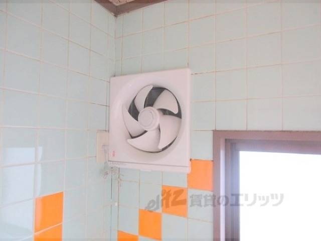 キッチン　換気扇