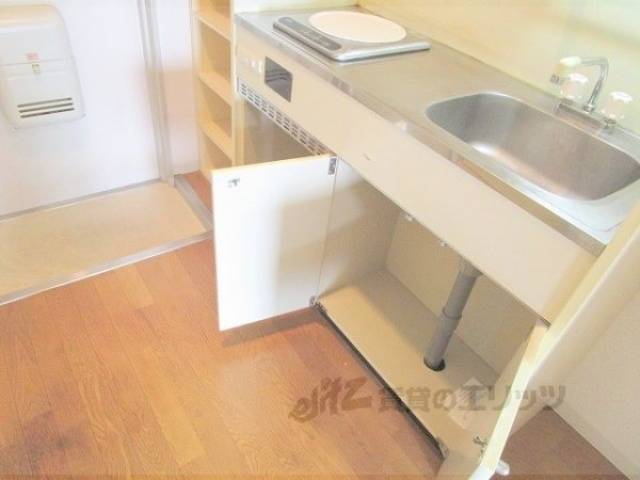 キッチン　キッチン下部収納