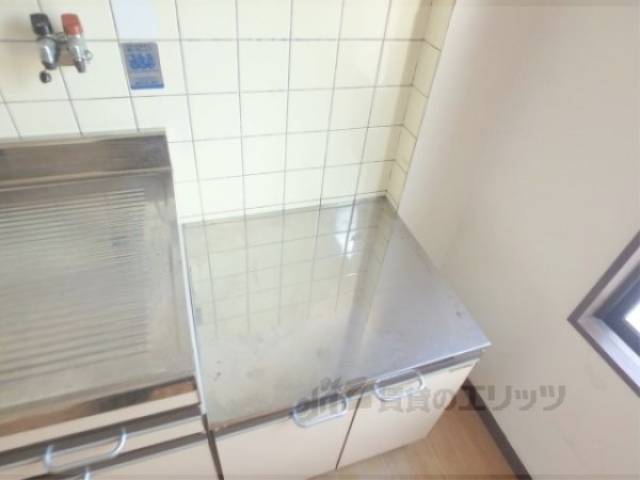 キッチン　コンロ置場