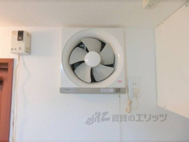 キッチン　換気扇
